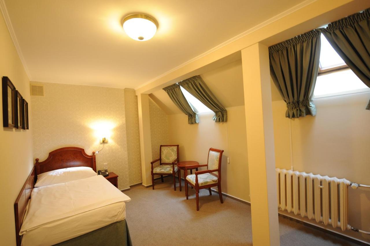 Hotel Prince De Ligne เตปลิตเซ ภายนอก รูปภาพ
