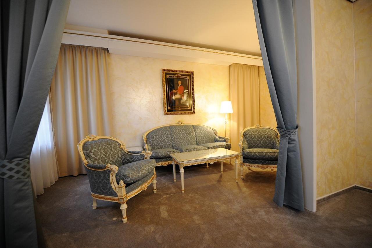 Hotel Prince De Ligne เตปลิตเซ ภายนอก รูปภาพ