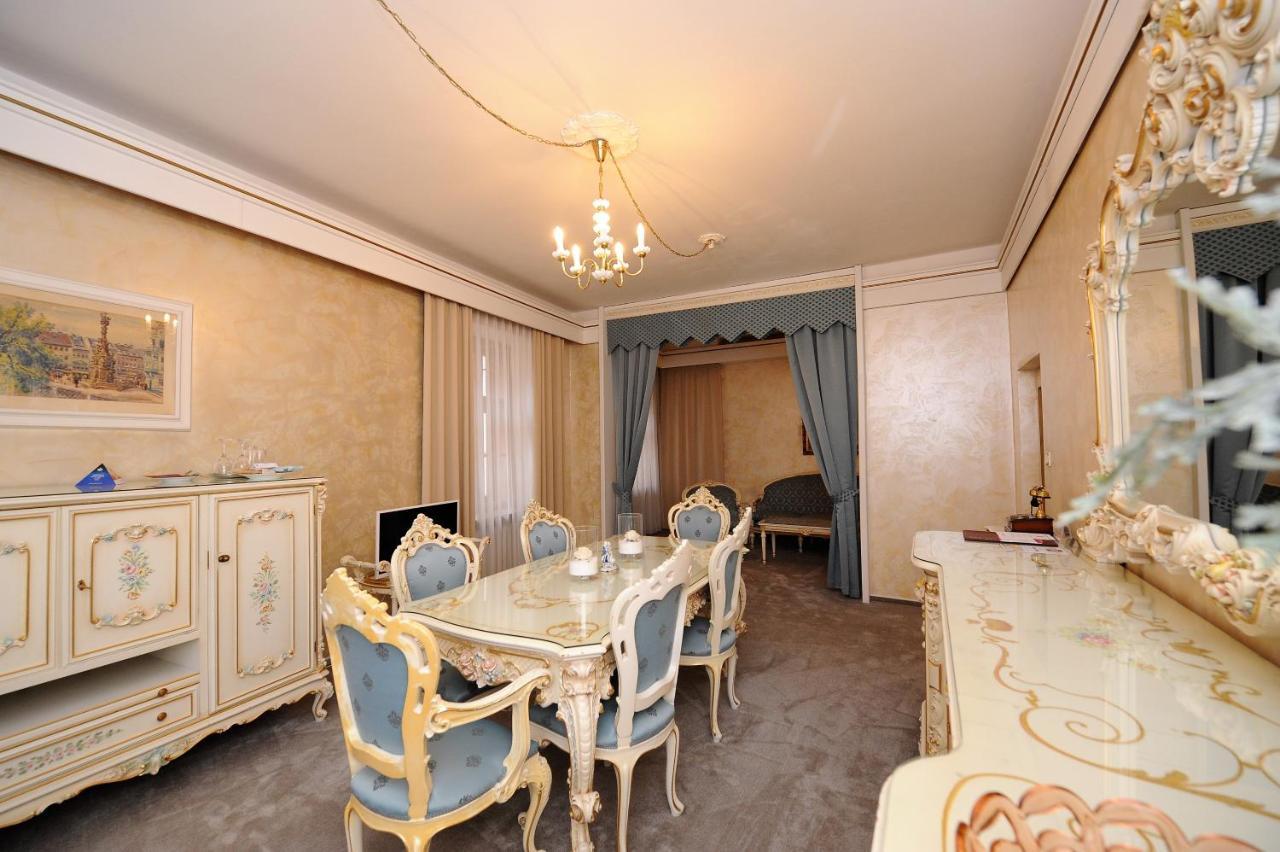 Hotel Prince De Ligne เตปลิตเซ ภายนอก รูปภาพ