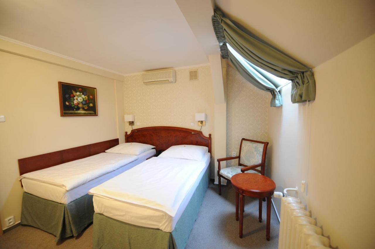 Hotel Prince De Ligne เตปลิตเซ ภายนอก รูปภาพ