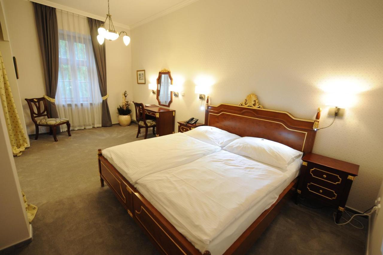 Hotel Prince De Ligne เตปลิตเซ ภายนอก รูปภาพ