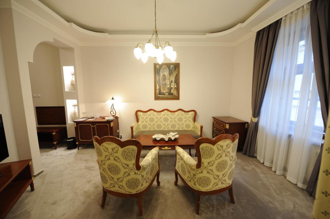 Hotel Prince De Ligne เตปลิตเซ ภายนอก รูปภาพ