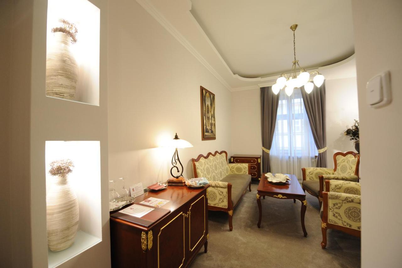 Hotel Prince De Ligne เตปลิตเซ ภายนอก รูปภาพ